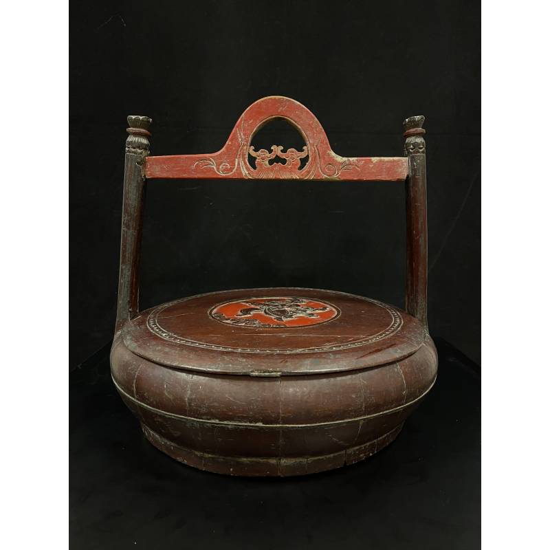 Red lacquer wood food carrier- Ms5171