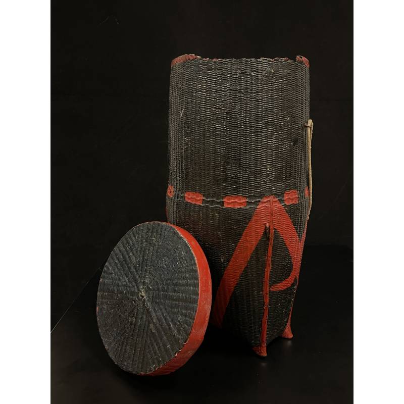 Old lacquer bamboo and rattan woven basket with lid- Ms15359