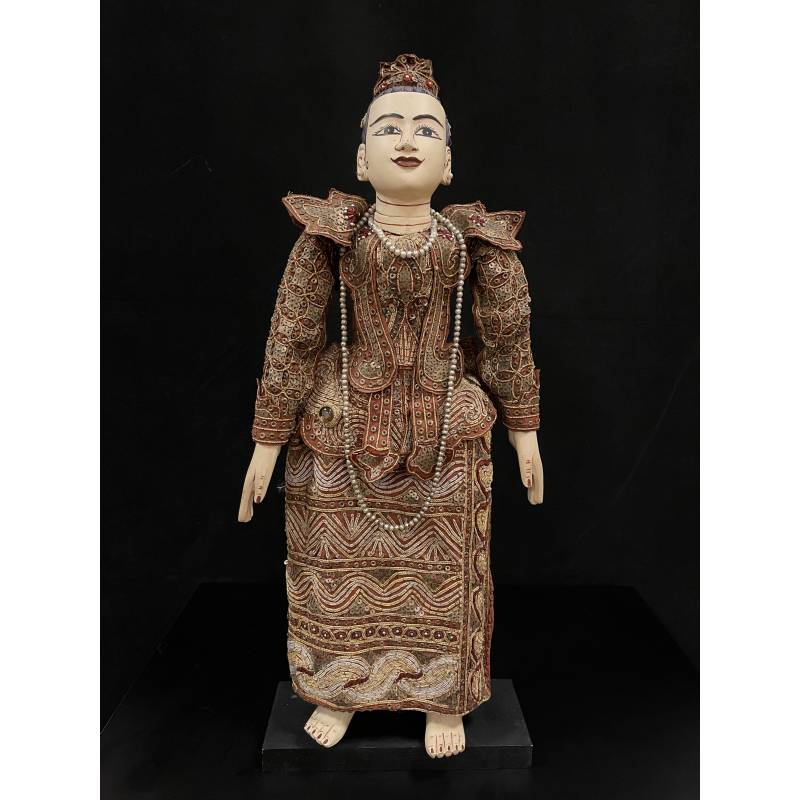 Old female Burmese puppet with embroiled clothes- ms15950B
