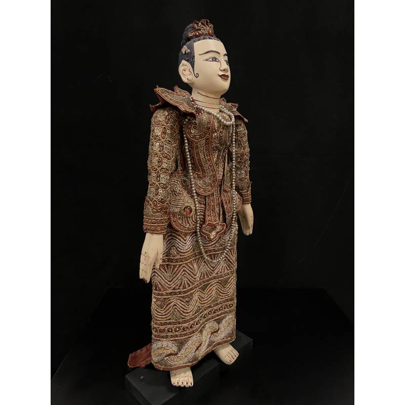 Old female Burmese puppet with embroiled clothes- ms15950B