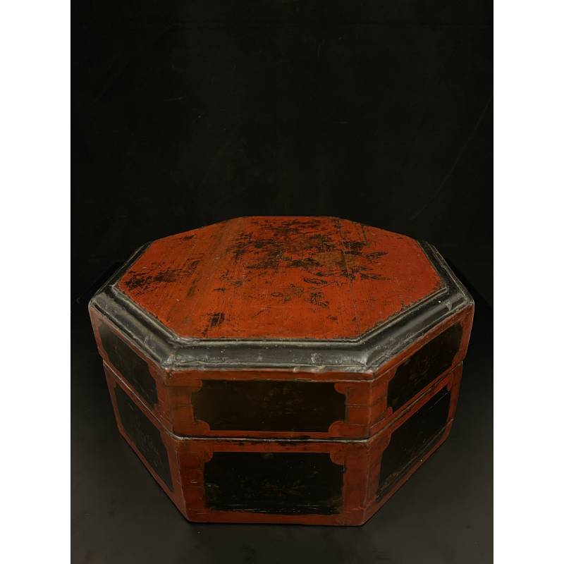 Octagonal red lacquer elm wood container- Ms16270