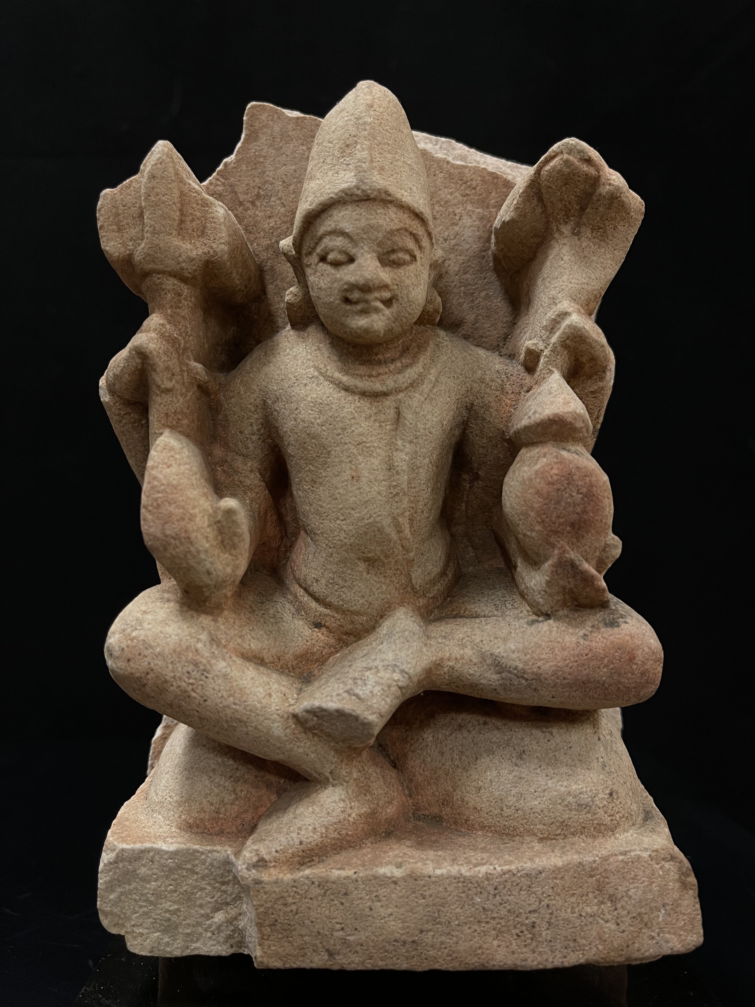 Pink sandstone frieze of squatting Shiva- 5102