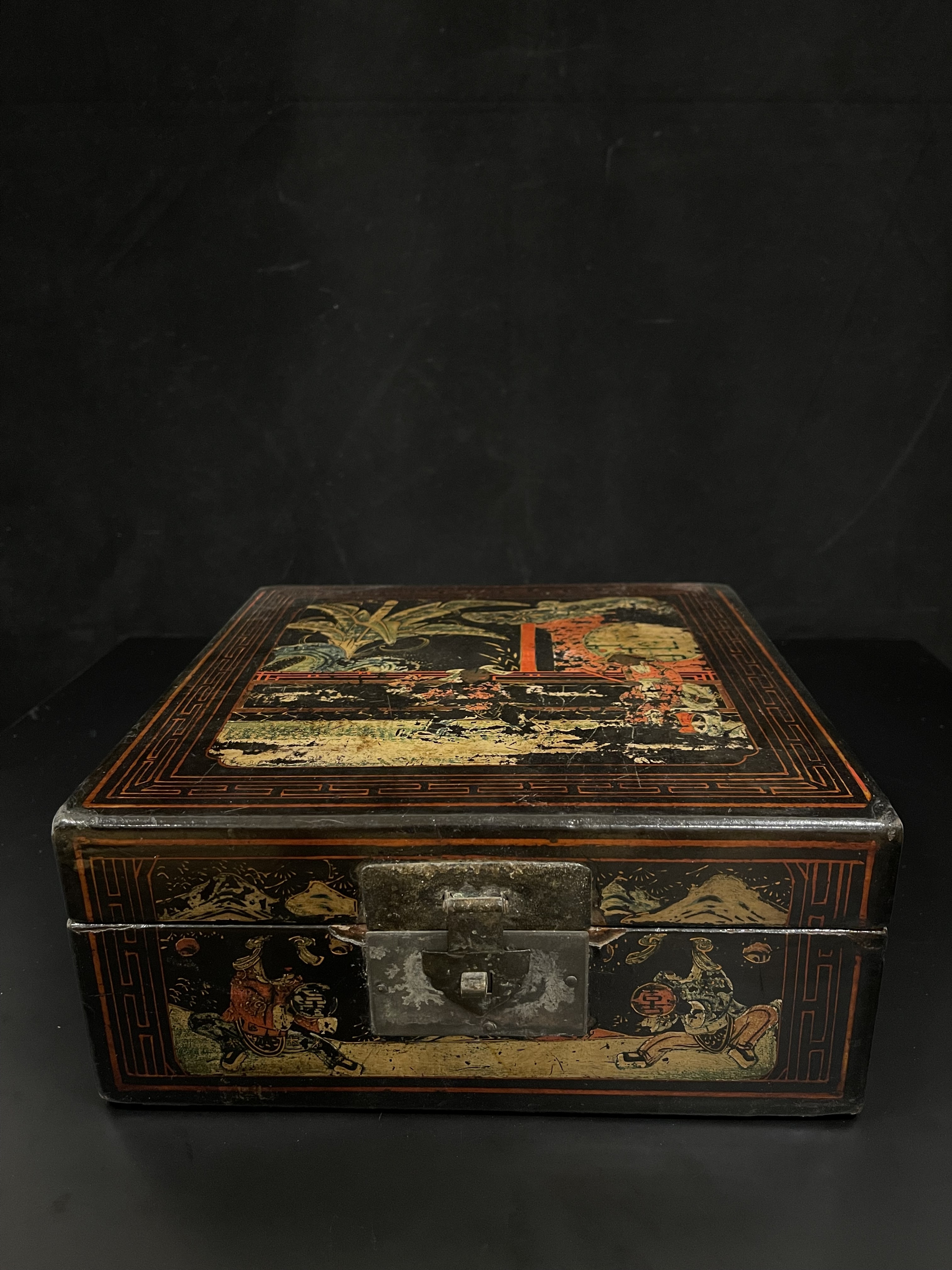 Antique black lacquer Chinoiserie decorated Chinese Box- Ms16220